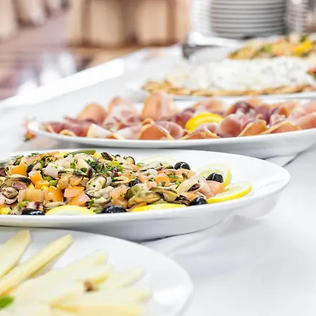 Arausa Hotel 4*